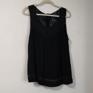 Torrid Black Sleeveless Back Button Down Lace Top Size 2